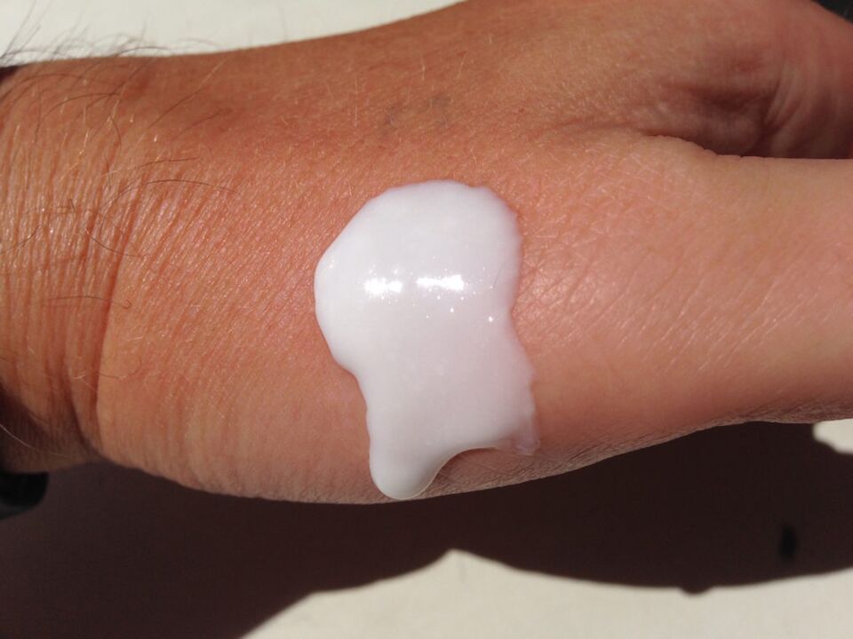 Așa arată consistența spray-ului Hondro Sol